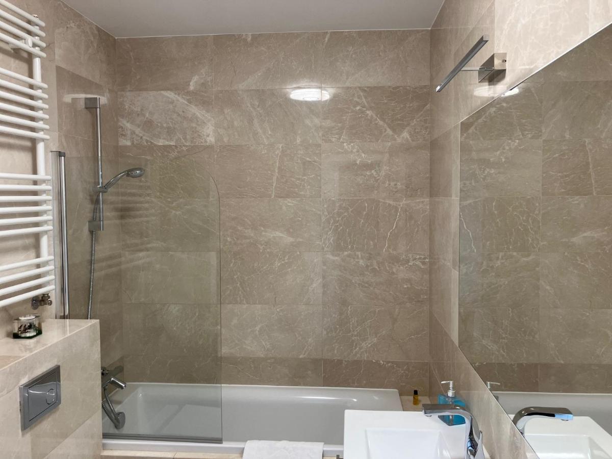 Jab Apartament Przy Klinice Business & Family Щецин Экстерьер фото