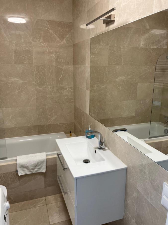 Jab Apartament Przy Klinice Business & Family Щецин Экстерьер фото